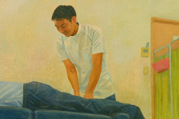 うつ伏せのお客様の背骨まわりの関節の動きを確認する代表施術者のイラスト